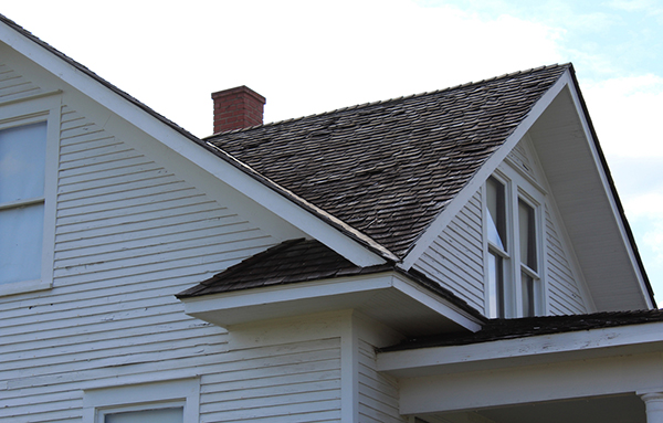 maintaining a shake roof